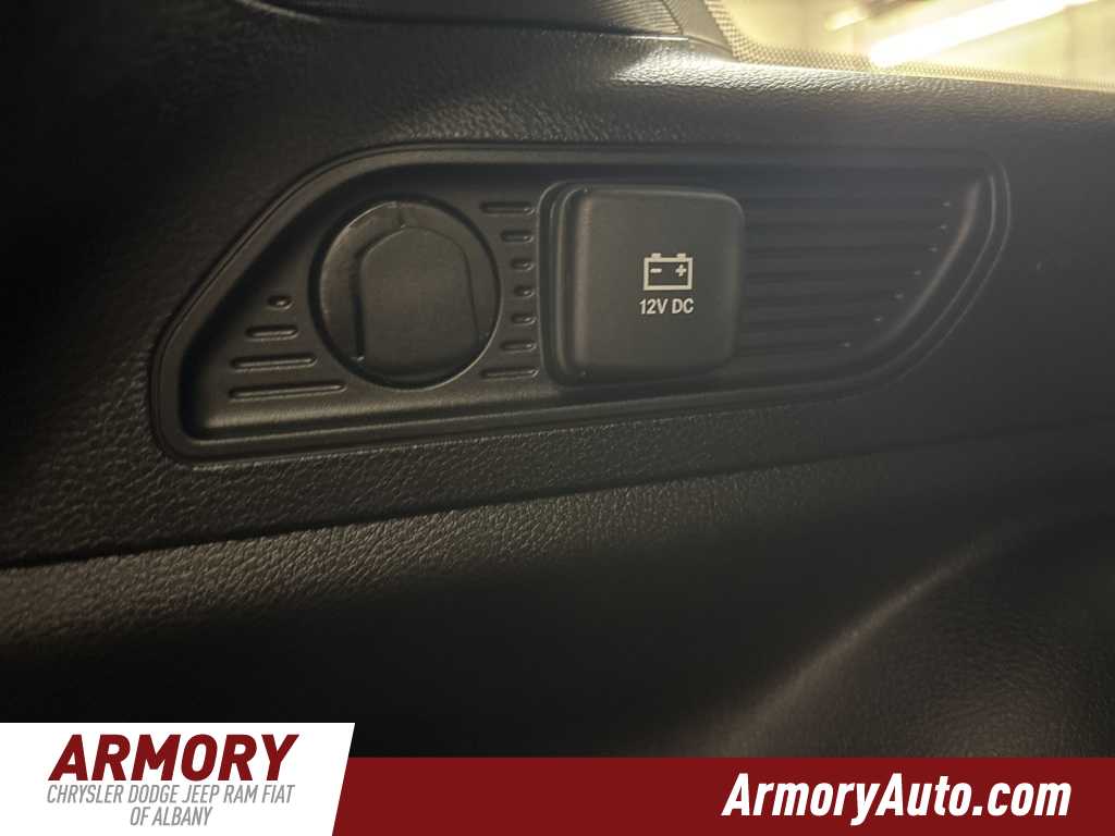 Thumbnail: 2025 Jeep Grand Cherokee - 27