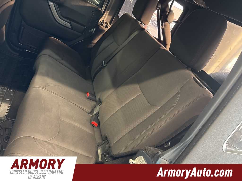 Thumbnail: 2018 Jeep Wrangler - 23