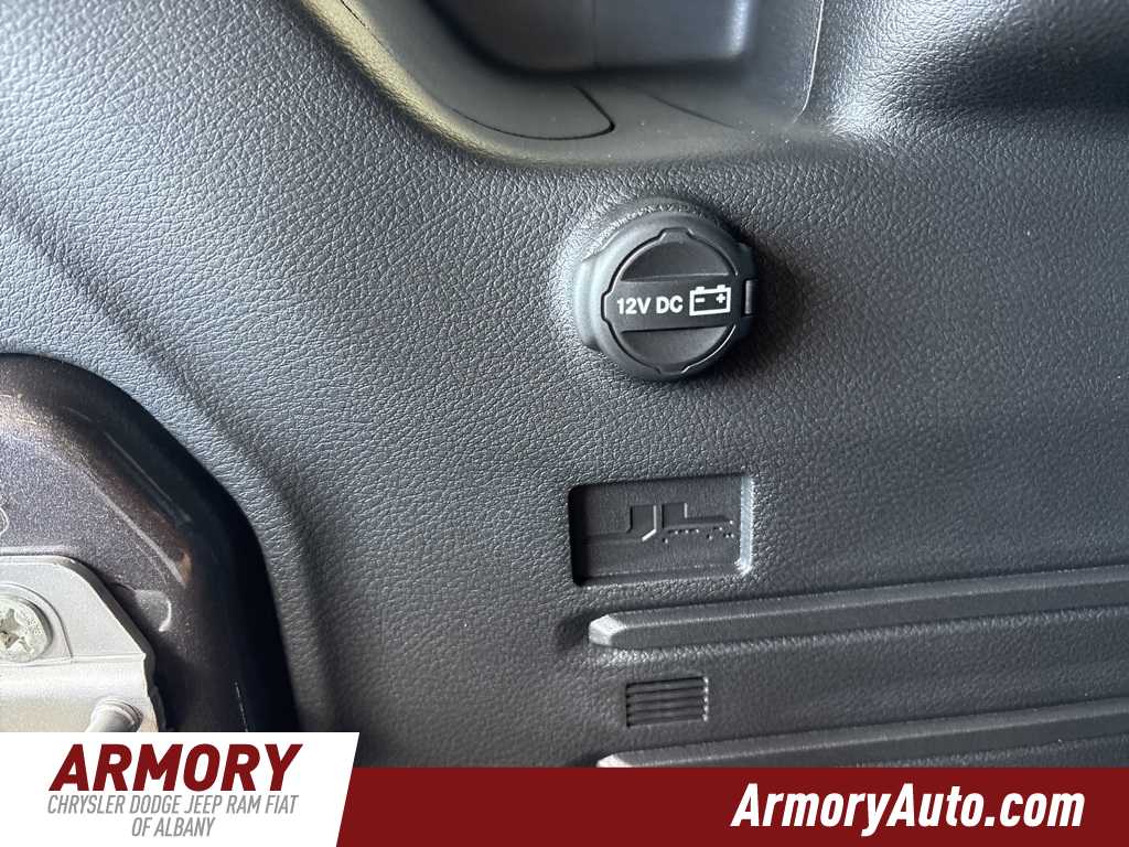 Thumbnail: 2025 Jeep Wrangler - 28