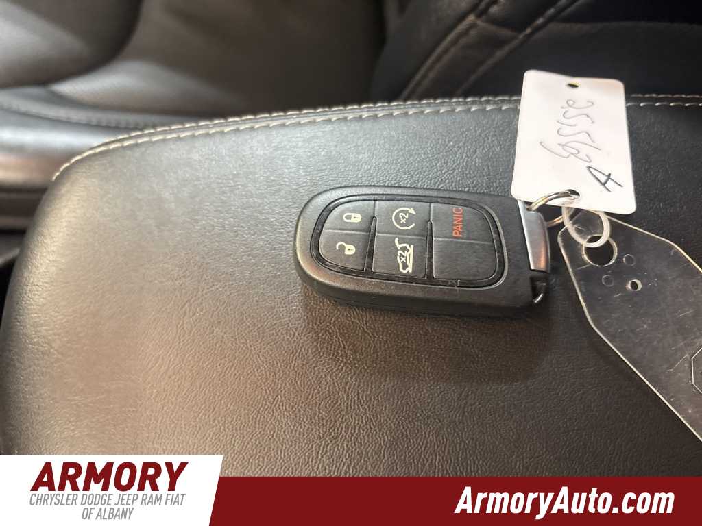 Thumbnail: 2023 Jeep Cherokee - 21