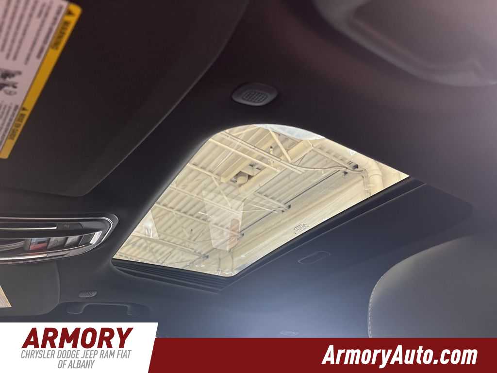 Thumbnail: 2025 Jeep Grand Cherokee - 20