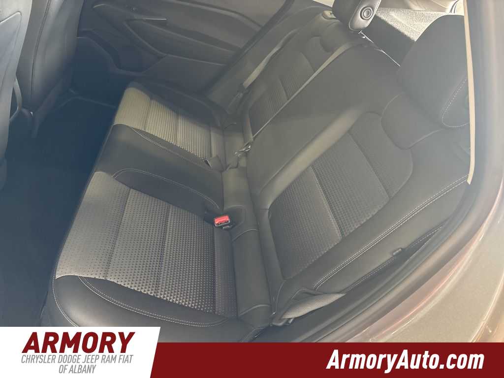 Thumbnail: 2025 Chevrolet Trax - 28