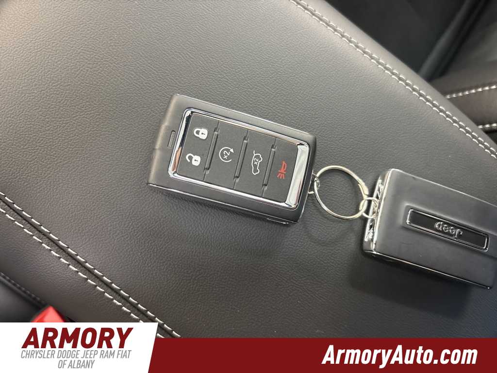 Thumbnail: 2025 Jeep Grand Cherokee L - 20