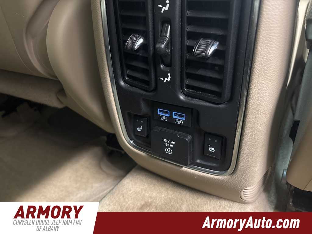 Thumbnail: 2016 Jeep Grand Cherokee - 36