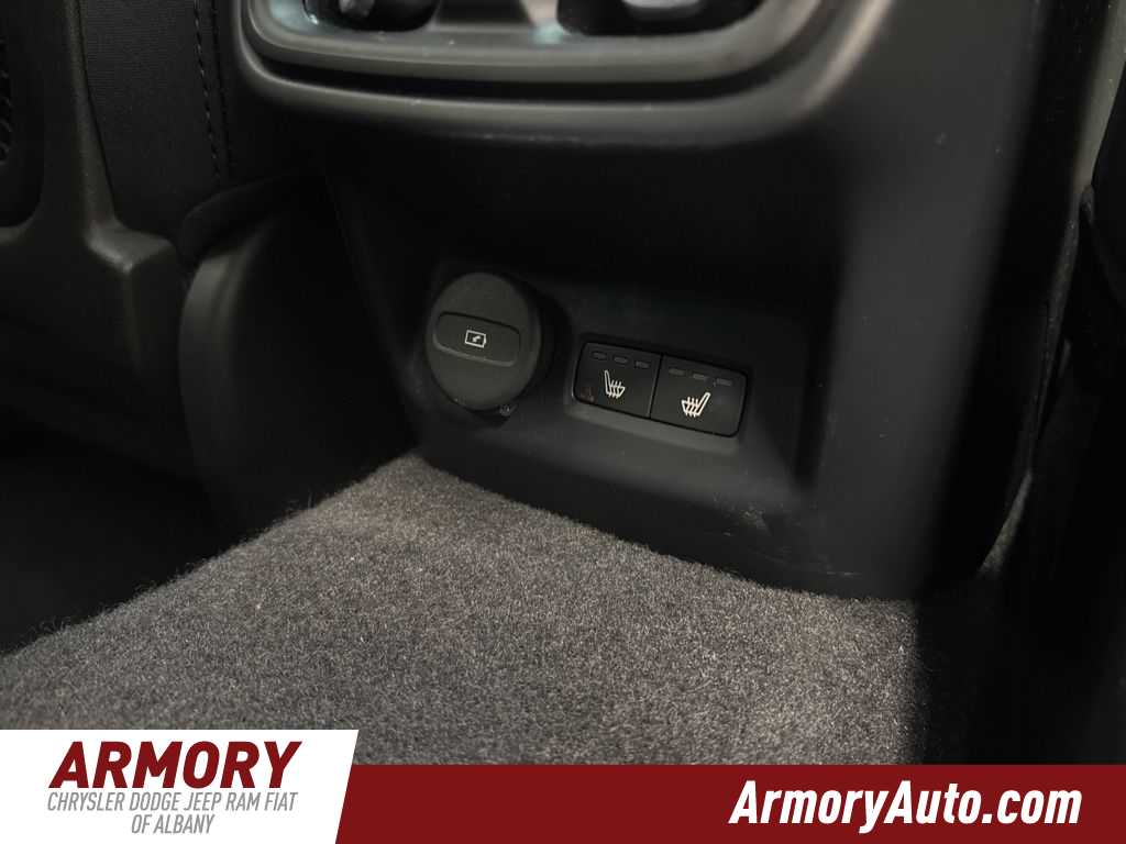 Thumbnail: 2021 Polestar 2 - 38