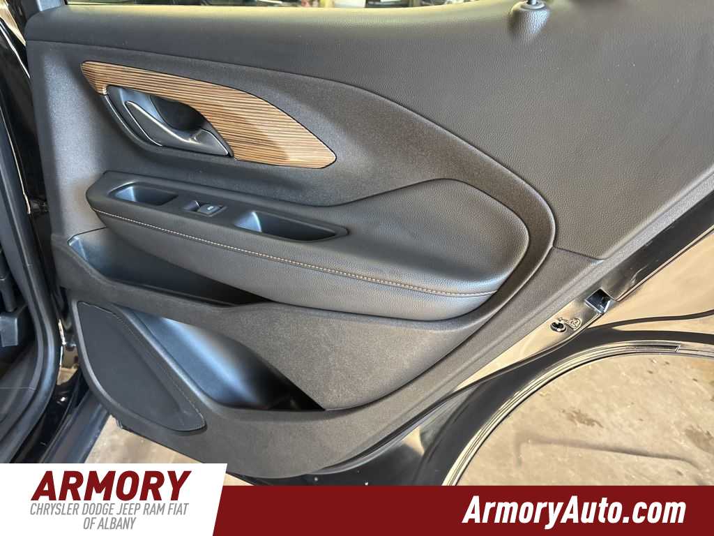 Thumbnail: 2020 GMC Terrain - 28