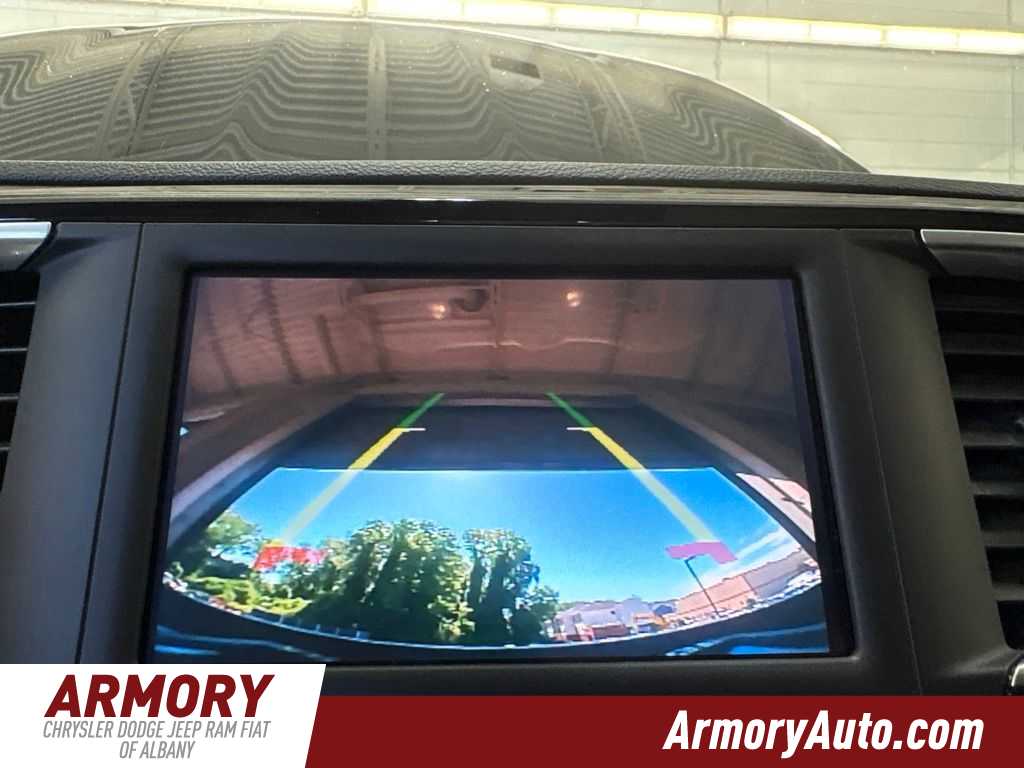 Thumbnail: 2022 Chrysler Voyager - 20