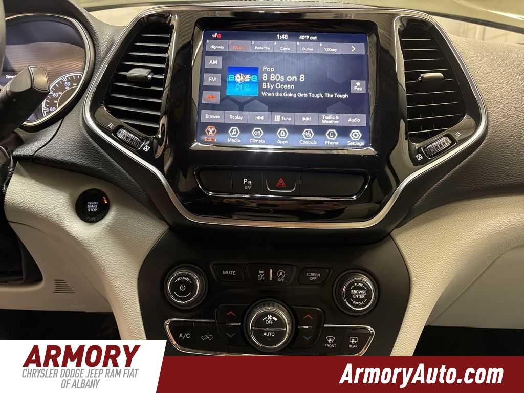 Thumbnail: 2019 Jeep Cherokee - 21