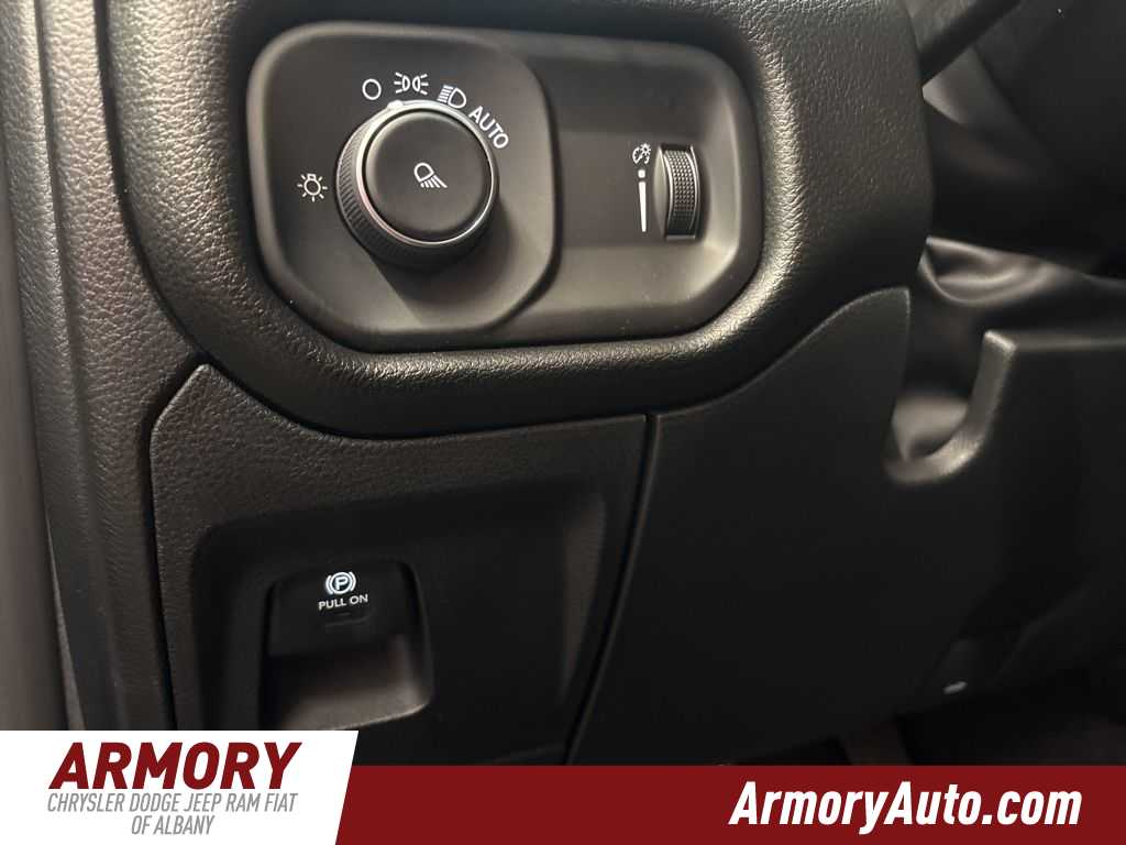 Thumbnail: 2026 RAM 1500 - 10