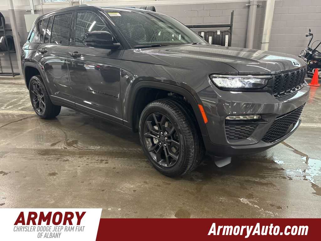 Thumbnail: 2025 Jeep Grand Cherokee - 3