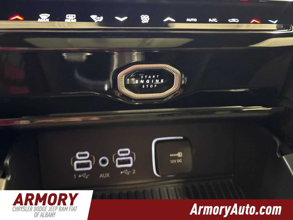 Thumbnail: 2026 Jeep Grand Cherokee - 19