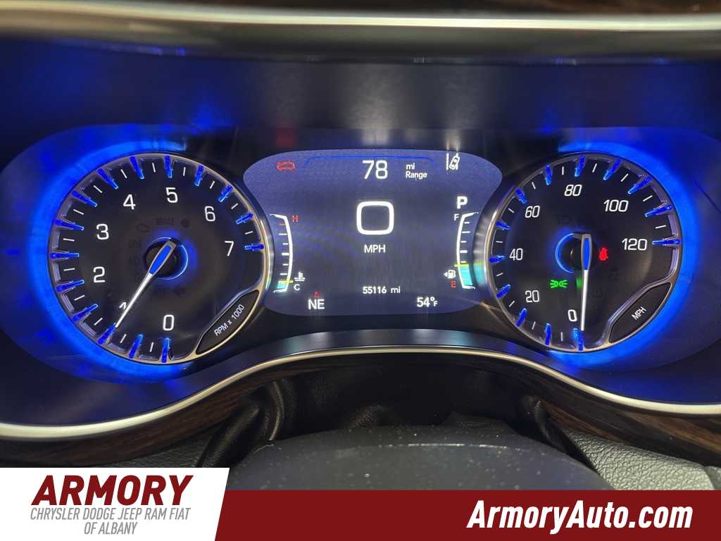 Thumbnail: 2023 Chrysler Pacifica - 14