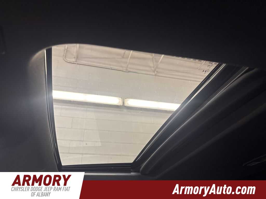 Thumbnail: 2022 Chevrolet Silverado 1500 - 26