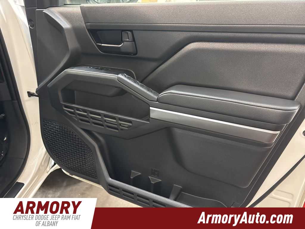 Thumbnail: 2024 Toyota Tacoma - 32