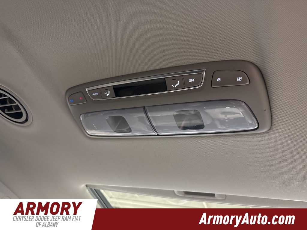 Thumbnail: 2023 Kia Telluride - 41