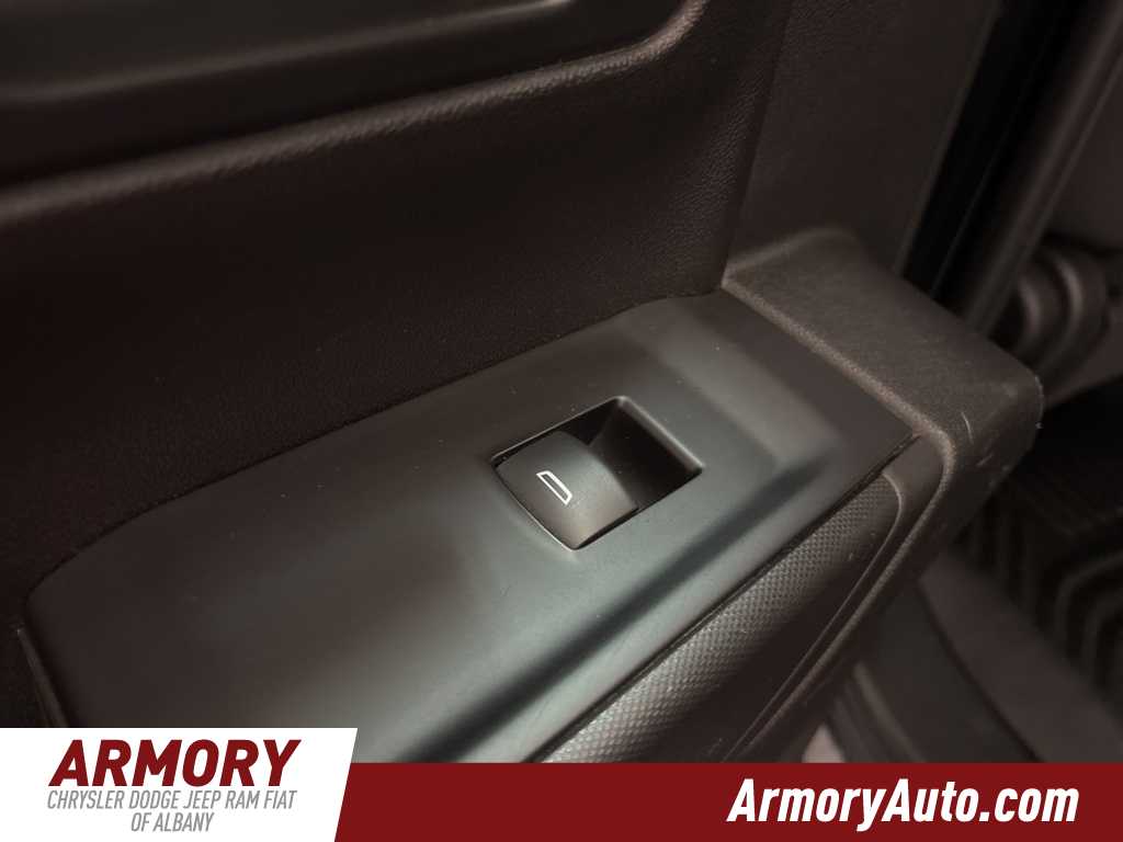 Thumbnail: 2020 Chevrolet Silverado 1500 - 22