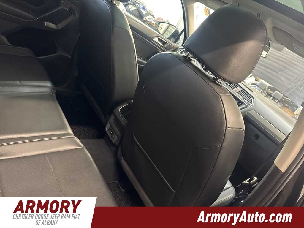 Thumbnail: 2018 Volkswagen Tiguan - 36