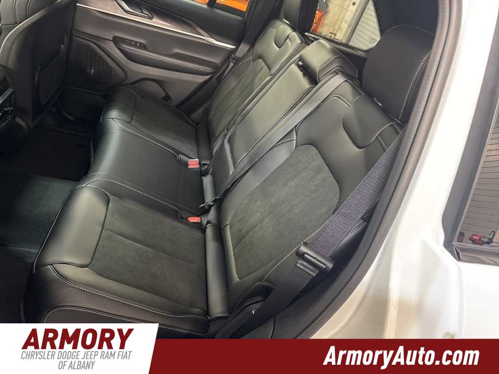 Thumbnail: 2026 Jeep Grand Cherokee - 29