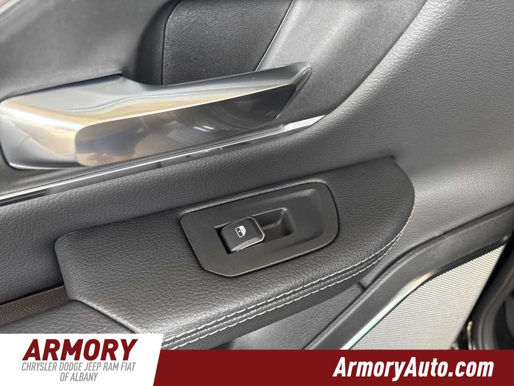 Thumbnail: 2026 RAM 1500 - 26