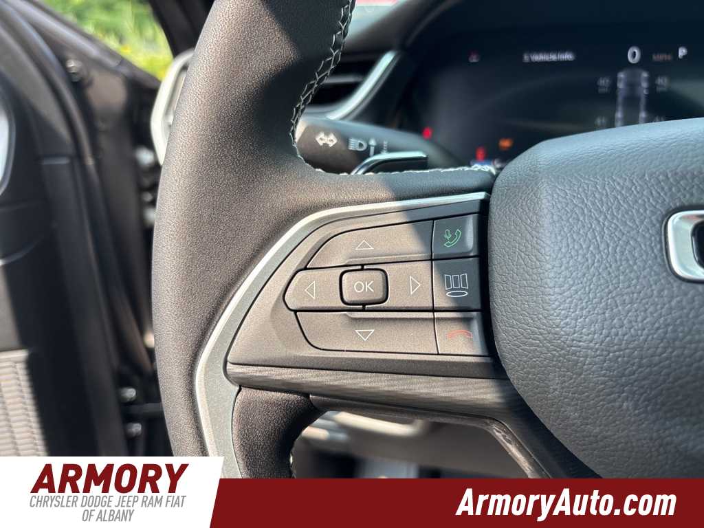 Thumbnail: 2025 Jeep Grand Cherokee - 15