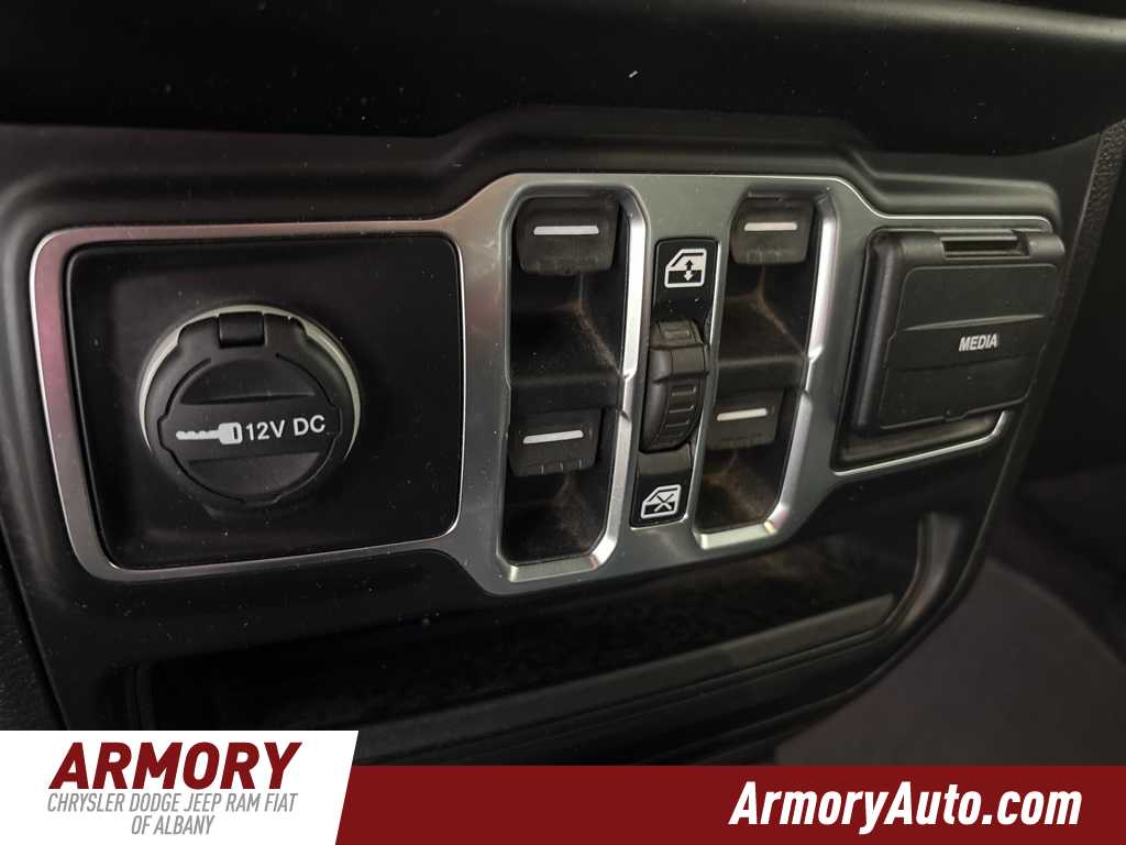 Thumbnail: 2020 Jeep Gladiator - 22