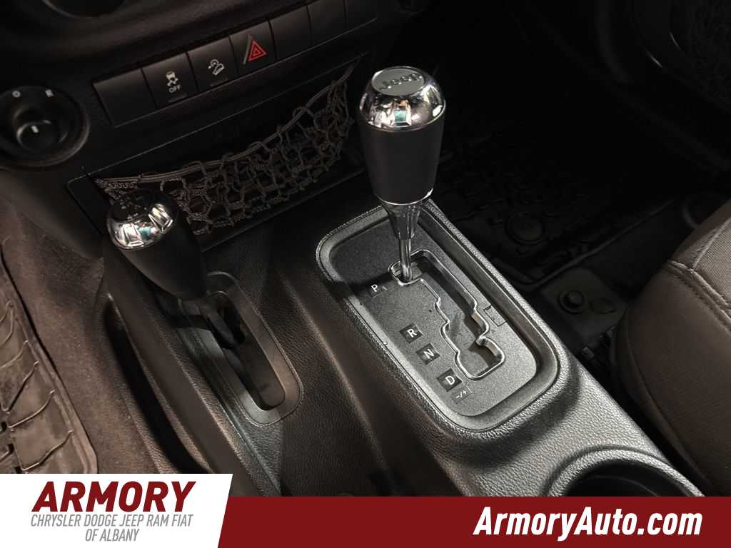 Thumbnail: 2018 Jeep Wrangler - 19