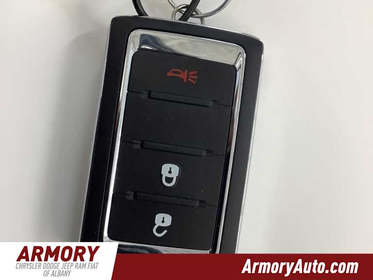 Thumbnail: 2025 Jeep Grand Cherokee - 20