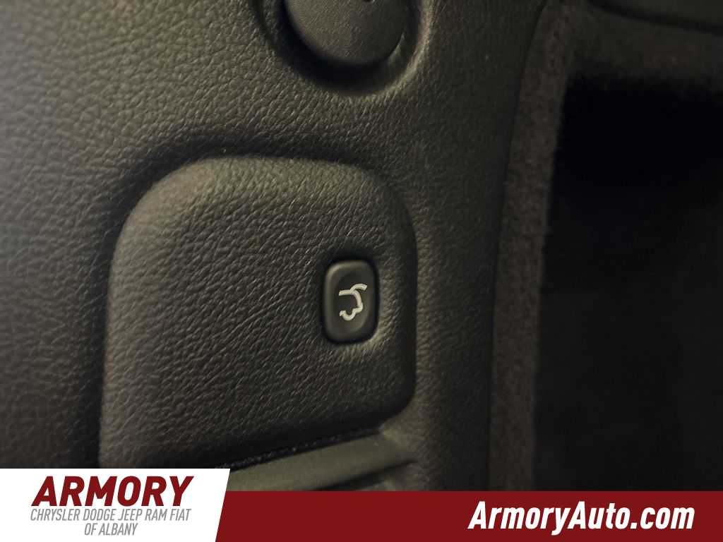 Thumbnail: 2024 Dodge Durango - 32