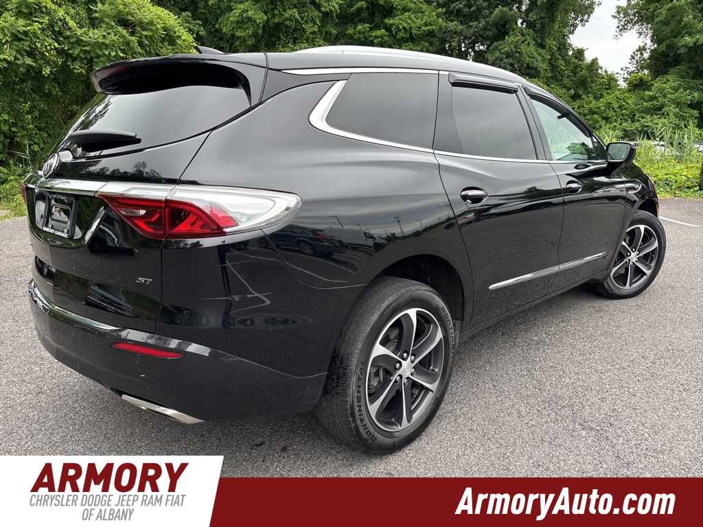 Thumbnail: 2022 Buick Enclave - 4