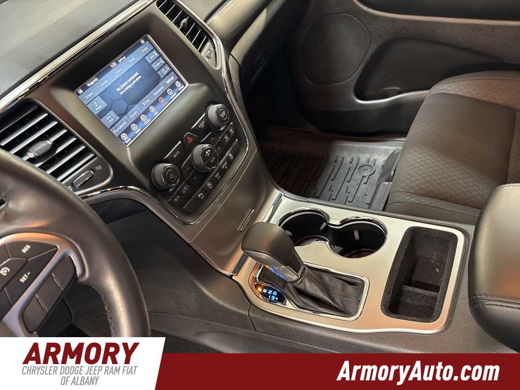 Thumbnail: 2019 Jeep Grand Cherokee - 16