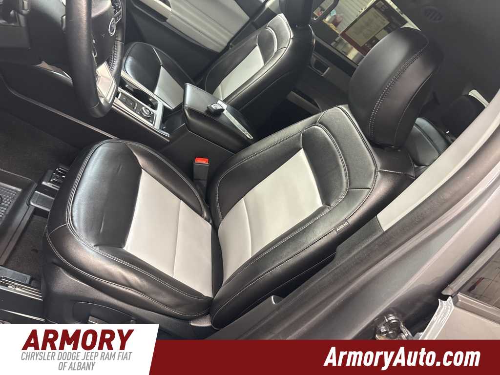 Thumbnail: 2023 Ford Explorer - 11