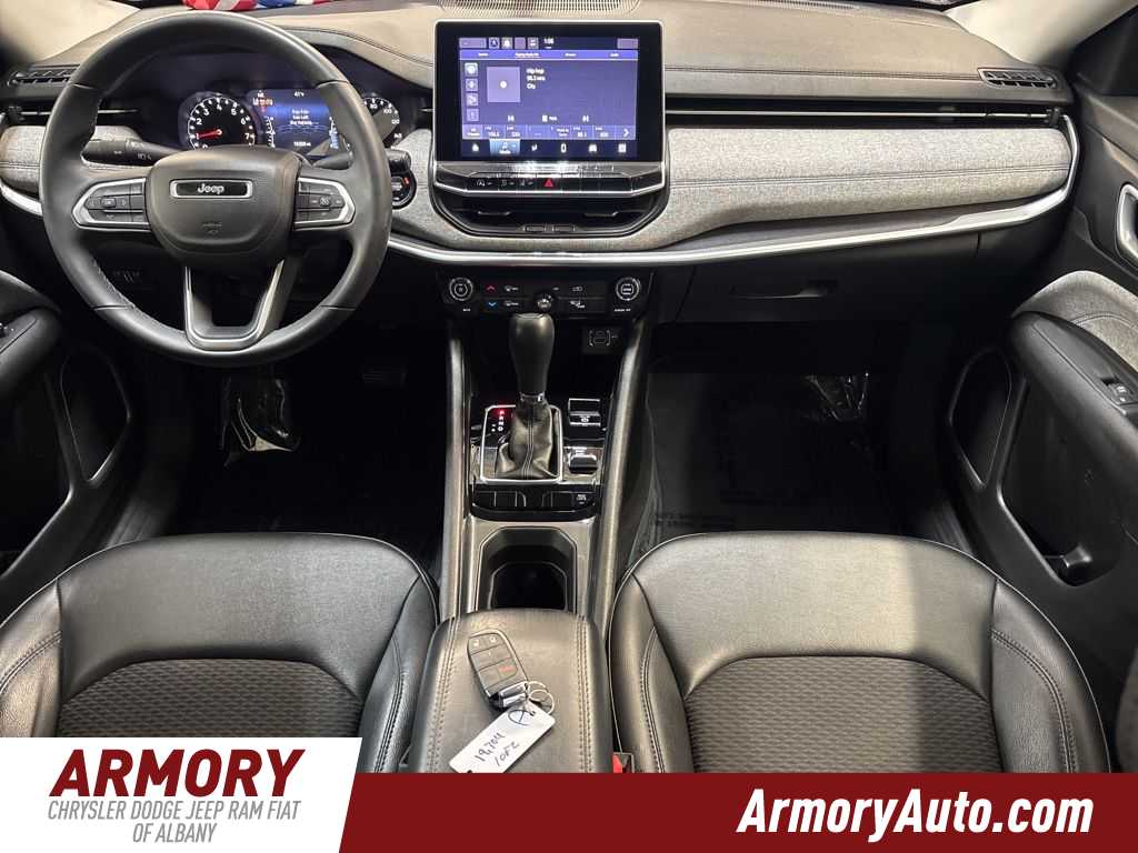 Thumbnail: 2022 Jeep Compass - 36