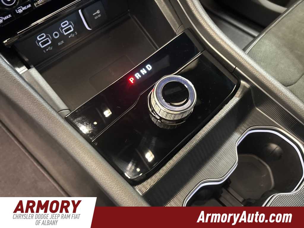 Thumbnail: 2025 Jeep Grand Cherokee L - 17