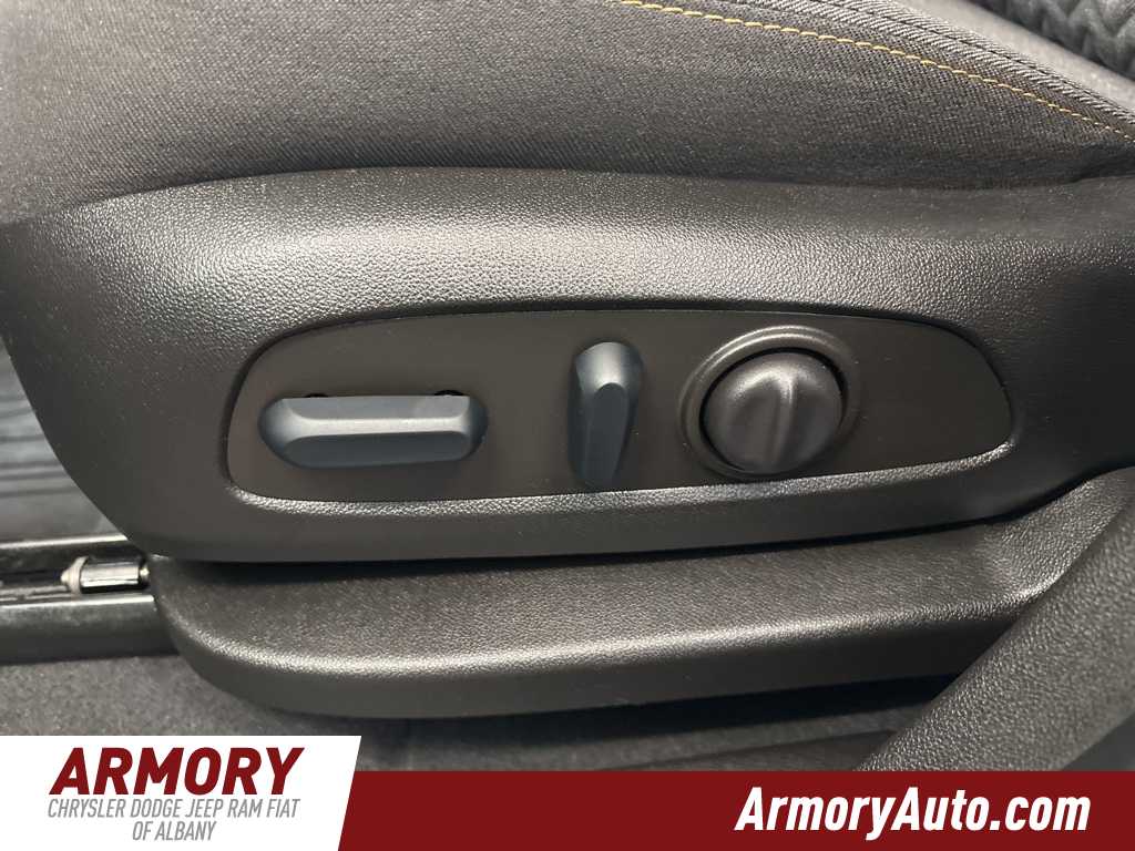 Thumbnail: 2022 Chevrolet Equinox - 13