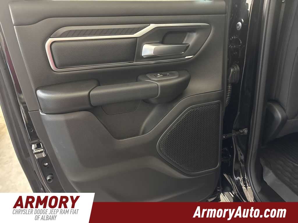 Thumbnail: 2026 RAM 1500 - 25