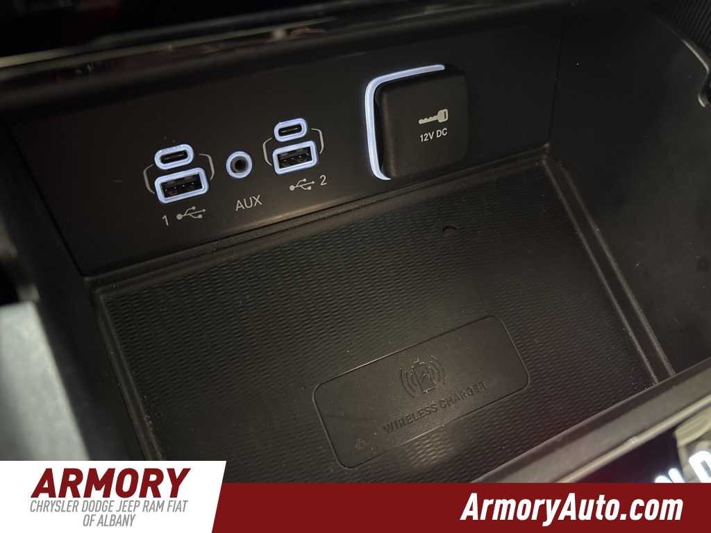 Thumbnail: 2025 Jeep Grand Cherokee - 19