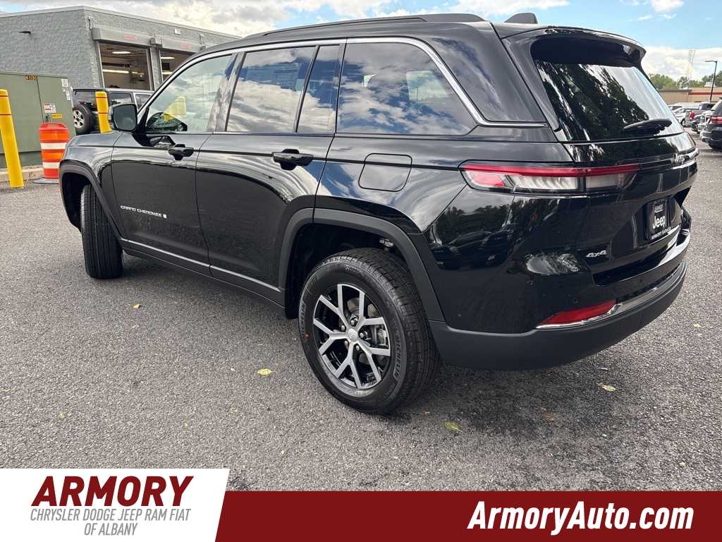 Thumbnail: 2025 Jeep Grand Cherokee - 6