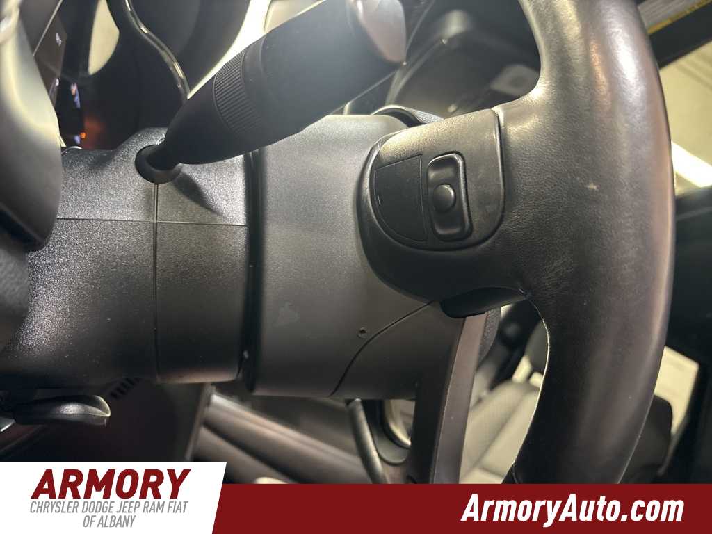 Thumbnail: 2018 Jeep Grand Cherokee - 11