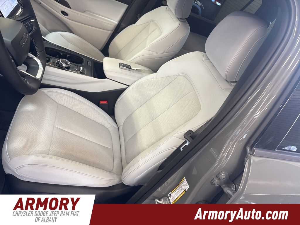 Thumbnail: 2026 Jeep Cherokee - 12