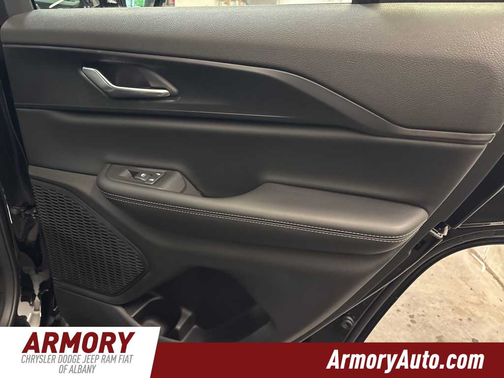 Thumbnail: 2025 Jeep Grand Cherokee - 29