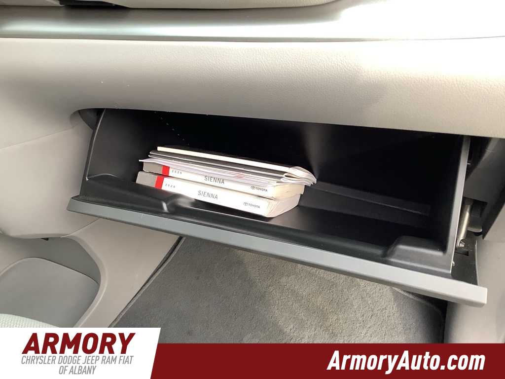 Thumbnail: 2020 Toyota Sienna - 36