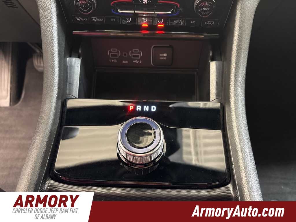 Thumbnail: 2025 Jeep Grand Cherokee L - 17