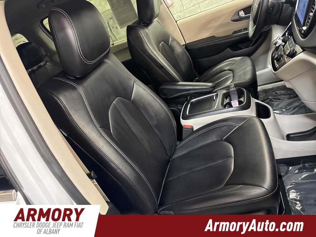 Thumbnail: 2024 Chrysler Pacifica - 41