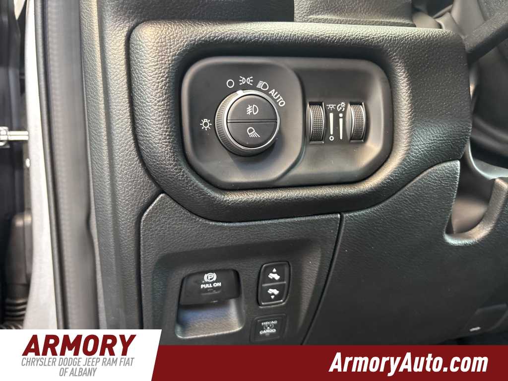 Thumbnail: 2026 RAM 1500 - 10