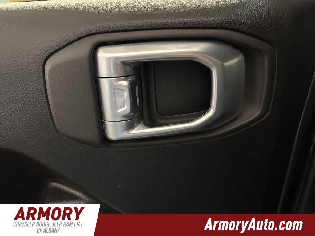 Thumbnail: 2023 Jeep Gladiator - 23