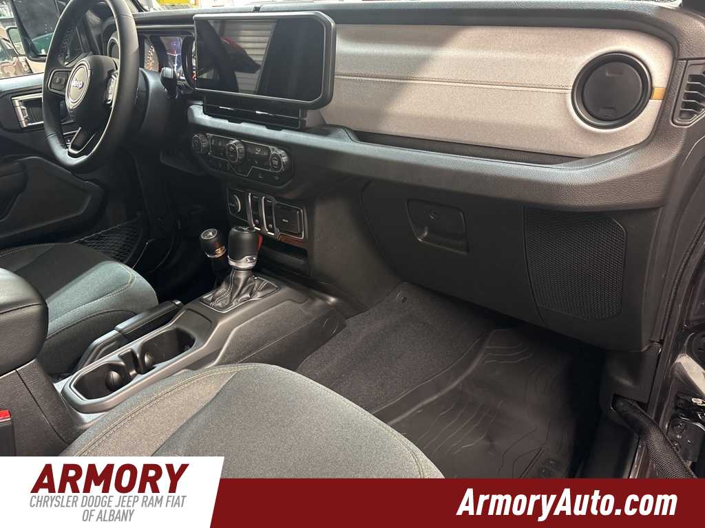 Thumbnail: 2026 Jeep Wrangler - 30