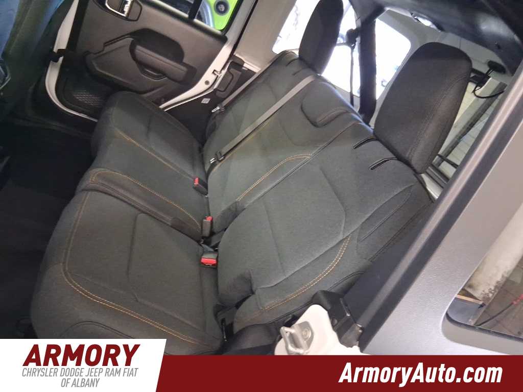 Thumbnail: 2025 Jeep Wrangler - 27