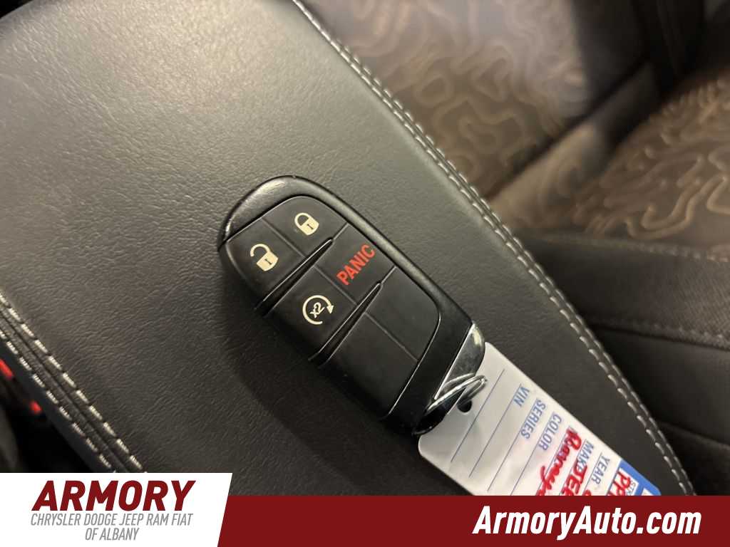 Thumbnail: 2023 Jeep Renegade - 24