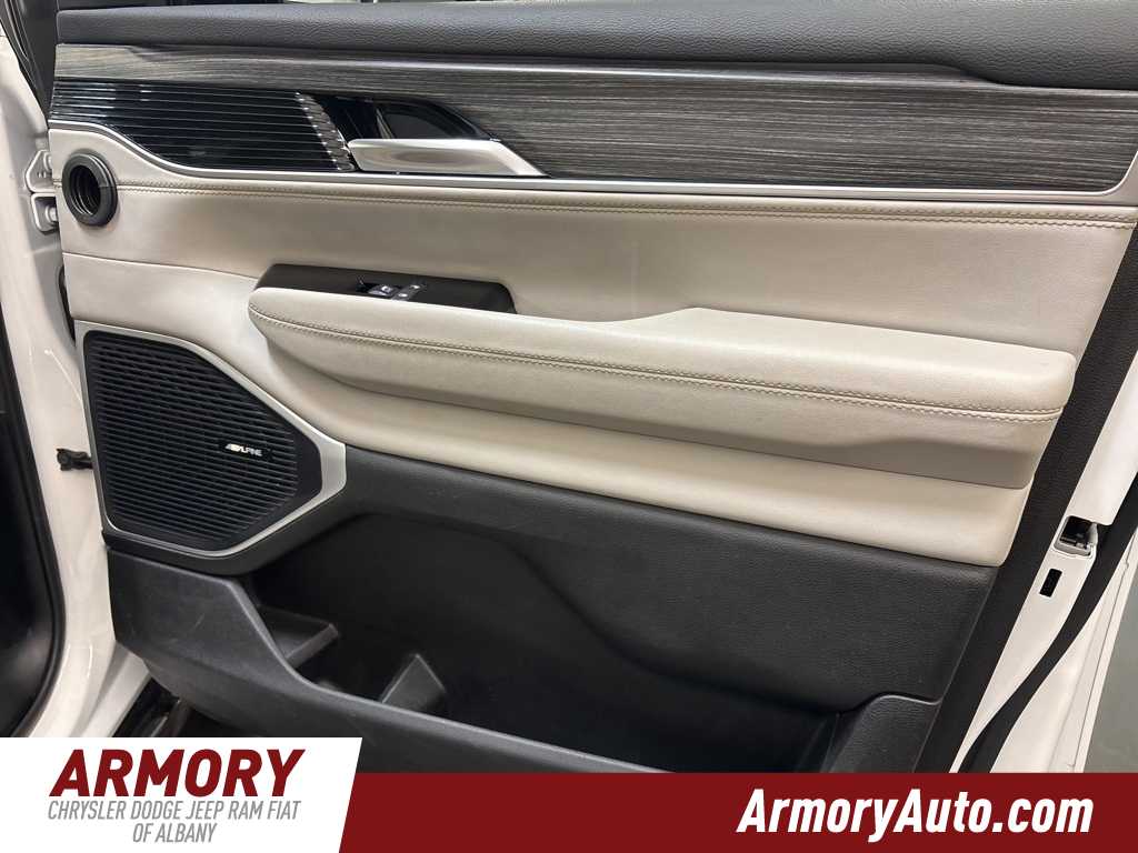 Thumbnail: 2024 Jeep Wagoneer - 41