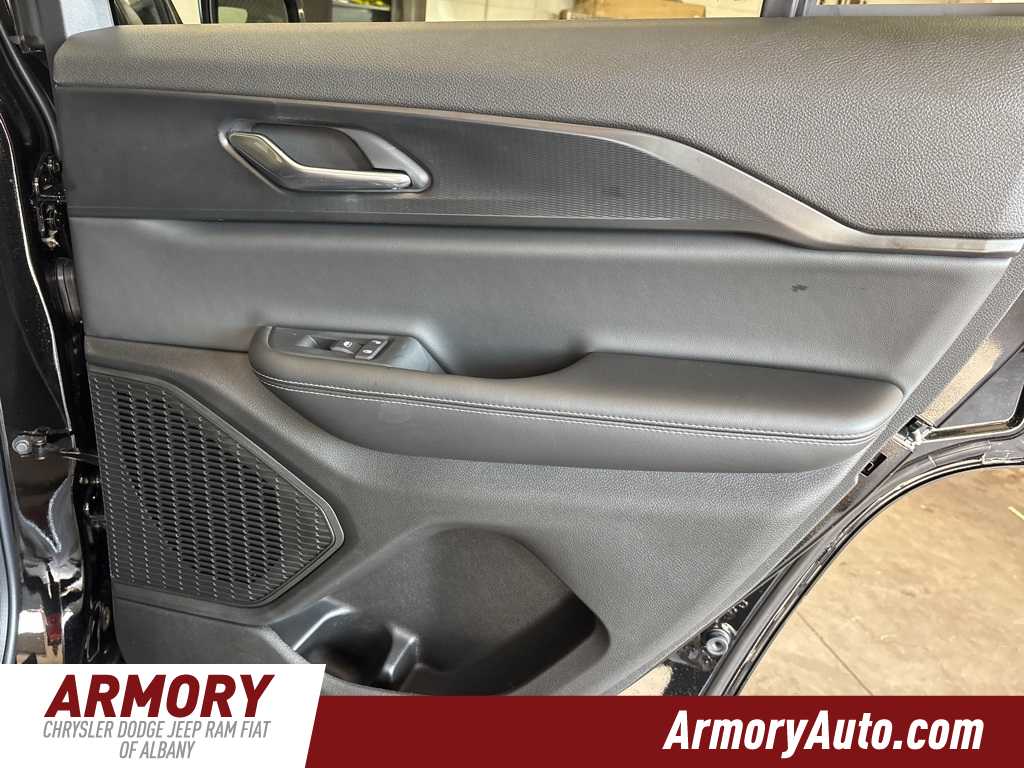 Thumbnail: 2025 Jeep Grand Cherokee - 29